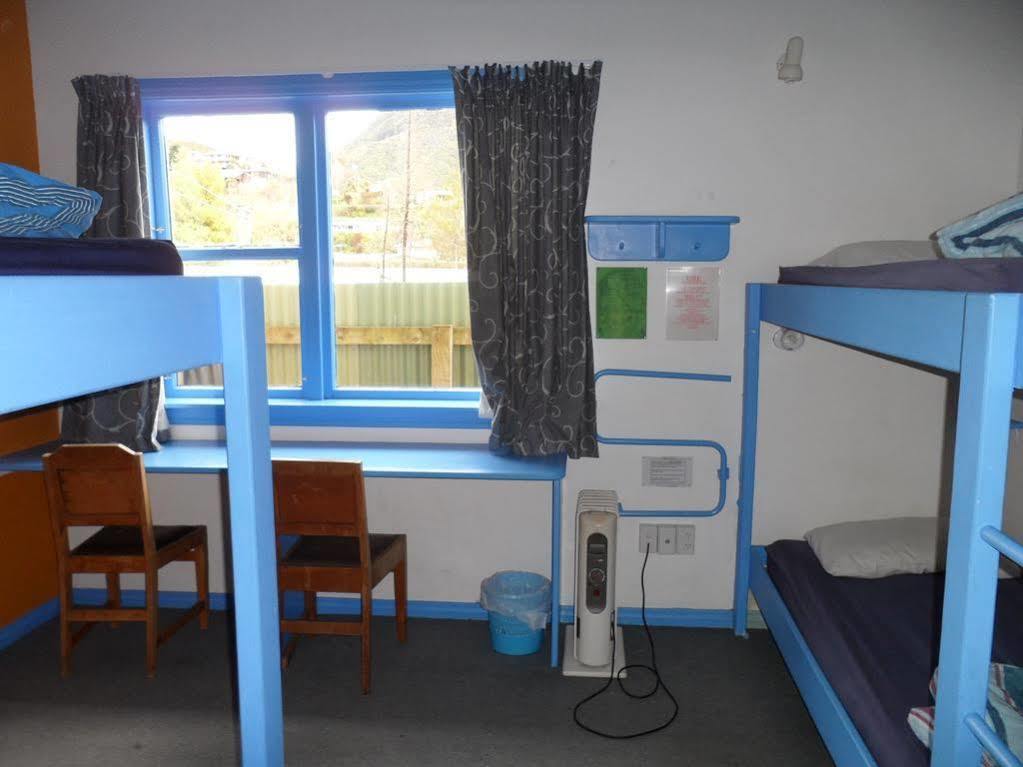 Sequoia Lodge Backpackers Picton Buitenkant foto