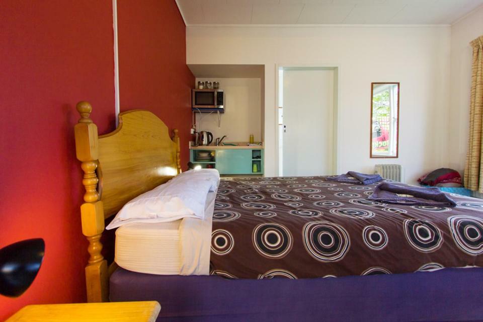 Sequoia Lodge Backpackers Picton Buitenkant foto
